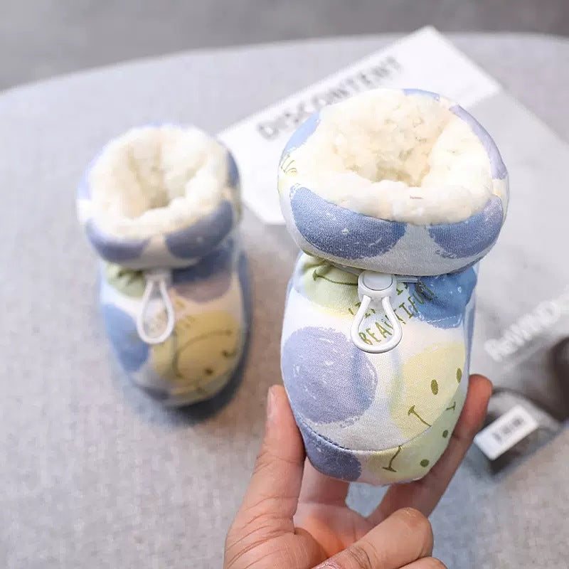 🔥 Ograniczona czasowo promocja – 50% zniżki ❄️ Ciepłe, futrzane buciki dla niemowląt 👶💕