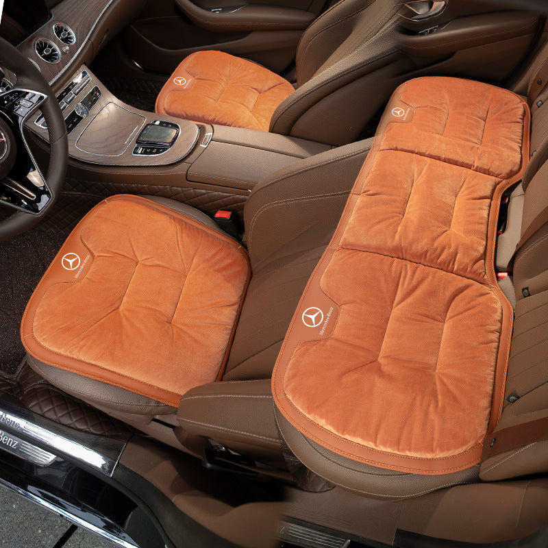 Krótka pluszowa poduszka na zimowe siedzenie samochodowe