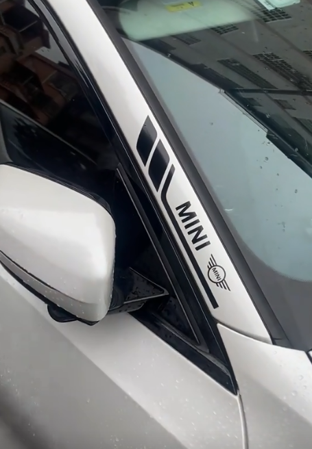 Gorąca wyprzedaż 🔥50% zniżki🔥Personalizowane naklejki na samochody sportowe🎉4 szt.🎉