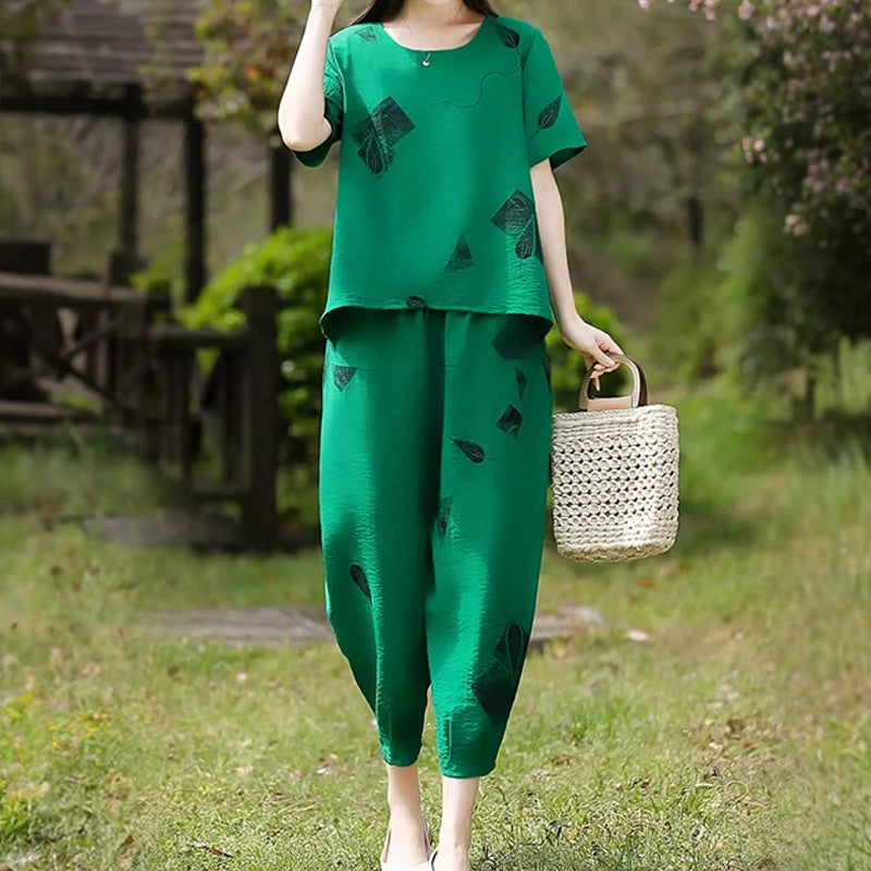 💞 Damski wzorzysty zestaw składający się z krótkiego topu z krótkim rękawem i szerokich spodni o skróconej nogawce