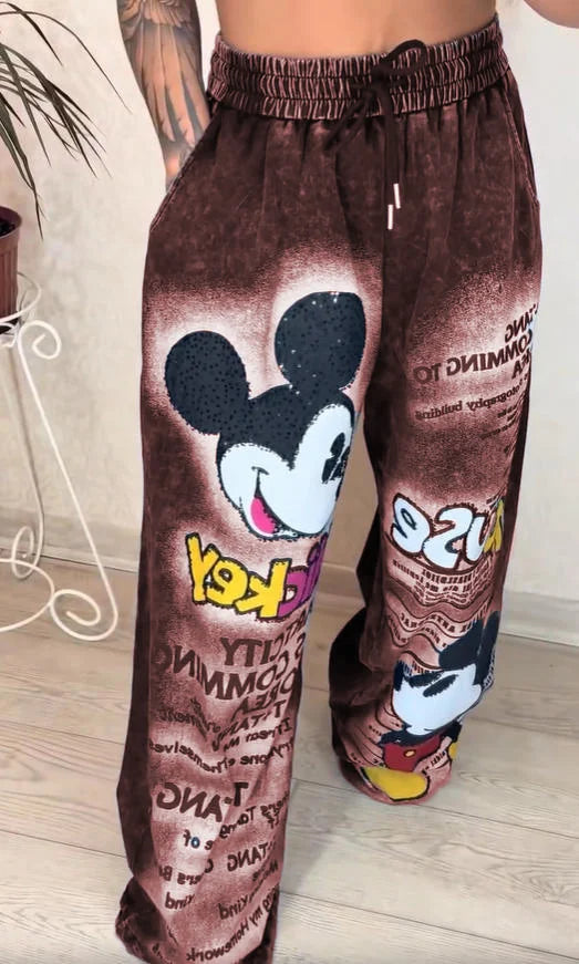 Modne jeansy z szerokimi nogawkami w kolorze gorącej cegły