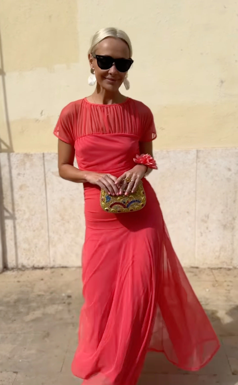 Damska sukienka szyfonowa na co dzień z okrągłym dekoltem i przeszyciami