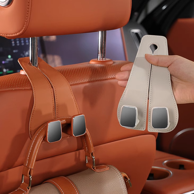 Hak na fotel samochodowy LUXHOOK Premium – możliwość personalizacji logo i oszczędność miejsca