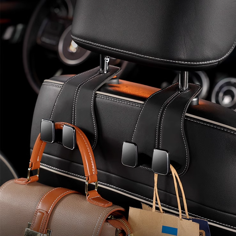 Hak na fotel samochodowy LUXHOOK Premium – możliwość personalizacji logo i oszczędność miejsca