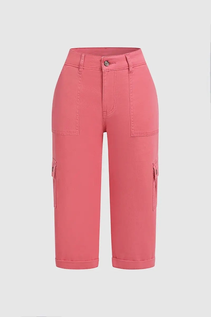 Spodnie Capri z kieszeniami i średnim stanem, zakładkami u dołu i kilkoma kieszeniami