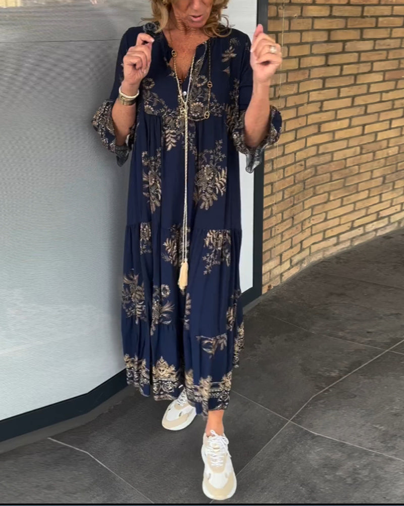 Sukienka w stylu vintage z dekoltem w kształcie litery V i luźnym krojem