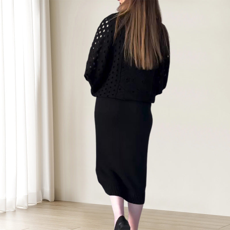 Nowość   Komplet dresowych sukienek bez rękawów z długimi rękawami i dziurami