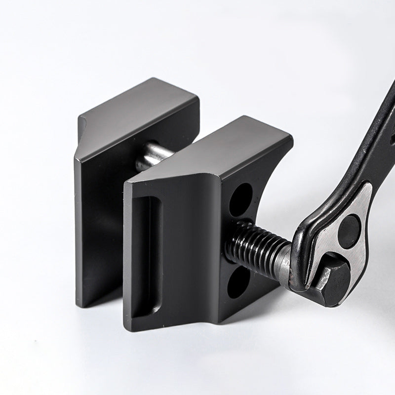 Zestaw narzędzi do rozpórek i rozpieraczy zawieszenia samochodowego🔧