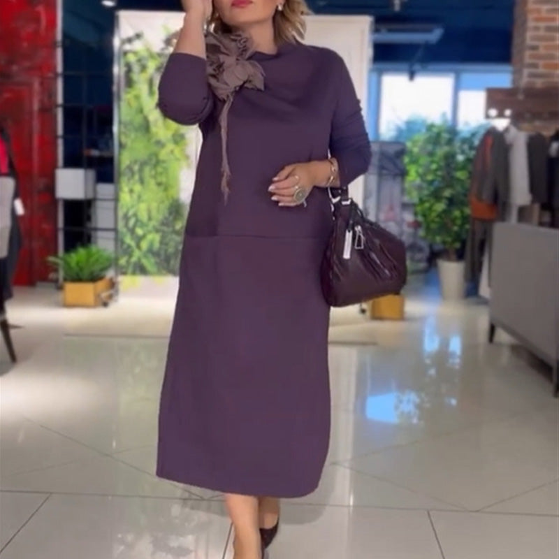 🎁 Damska sukienka z dekoltem w serek i kieszeniami