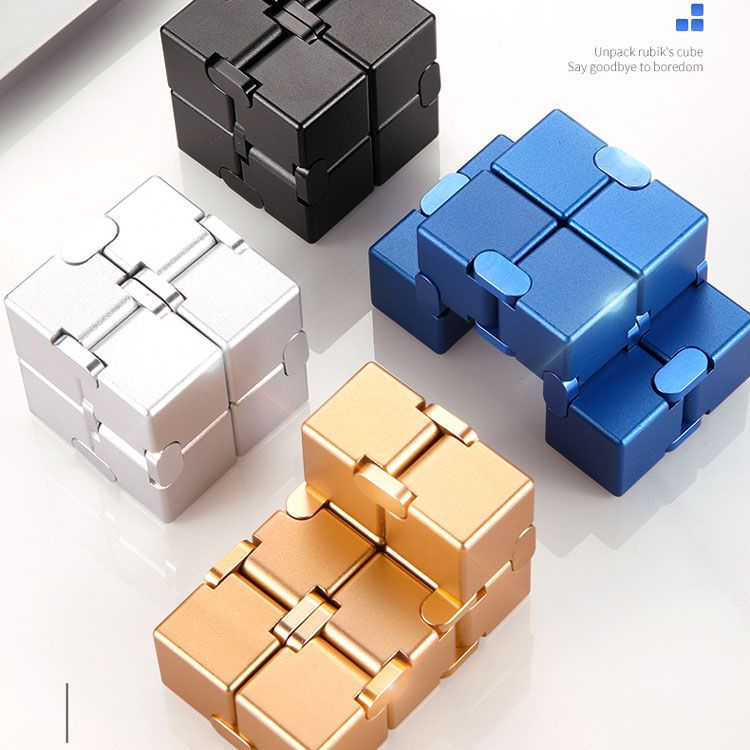 Infinite Cube – Uwolnij nieograniczoną zabawę!